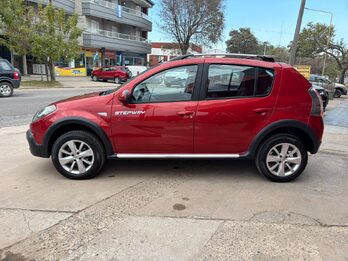 Sandero STEPWAY 1.6 Privilege NAV-2013