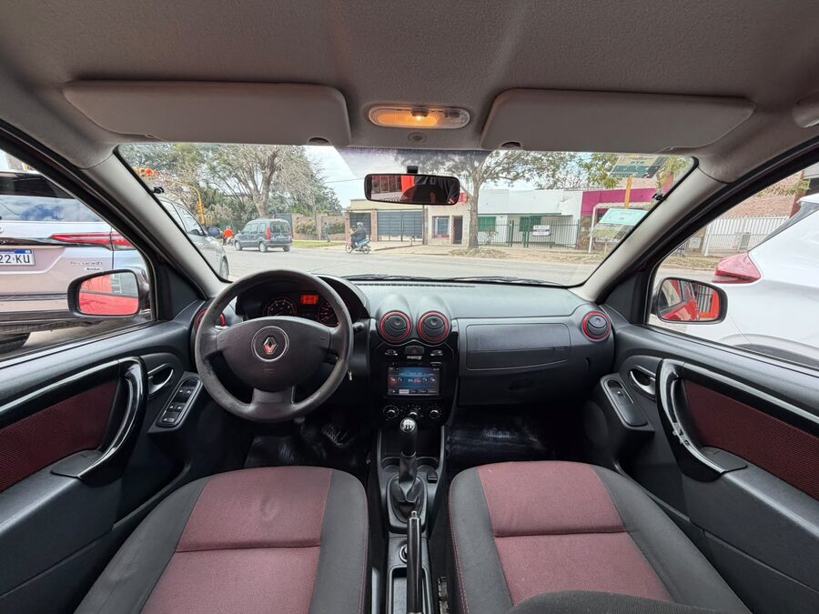 Sandero STEPWAY 1.6 Privilege NAV-2013