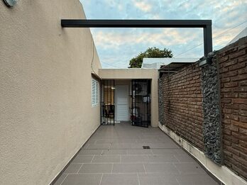 📍 Zona Blas Parera y Antonio Crespo - Casa 3 DOR en PB a la Venta