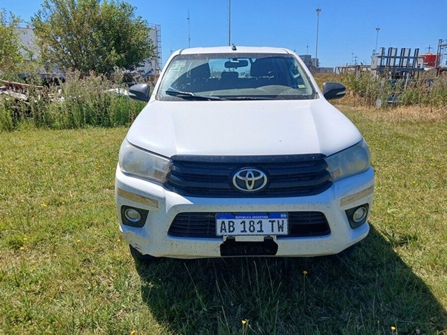 Toyota Hilux Pick-up 2.4 Cd Dx 150cv 4x4 - Precio sugerido, escucho ofertas
