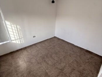 Casa en VENTA /ALQUILER, zona Garrigó y Crisólogo Larralde