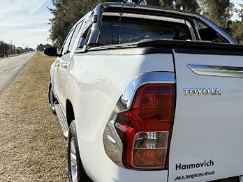 VENDO TOYOTA HILUX SRV 4x2