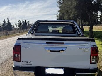 VENDO TOYOTA HILUX SRV 4x2