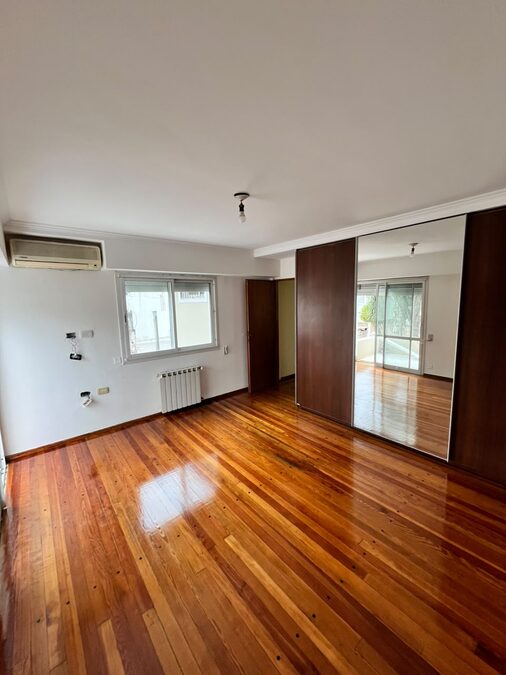Casa Premium en Venta - Calle Salta y Nogoya