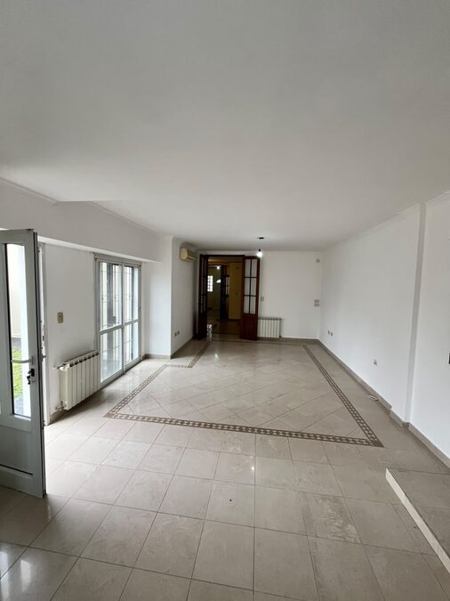 Casa Premium en Venta - Calle Salta y Nogoya