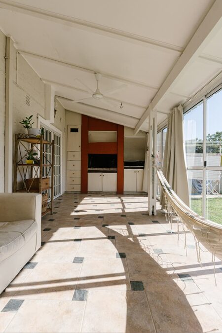 CASA 3 DORMITORIOS EN VENTA - APTA CRÉDITO, ZONA BLAS PARERA Y DON BOSCO.