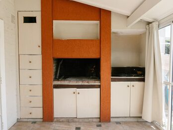 CASA 3 DORMITORIOS EN VENTA - APTA CRÉDITO, ZONA BLAS PARERA Y DON BOSCO.