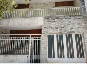 VENTA CASA VARIOS AMBIENTESZONA VICTORIA A MTS DE RAMIREZ