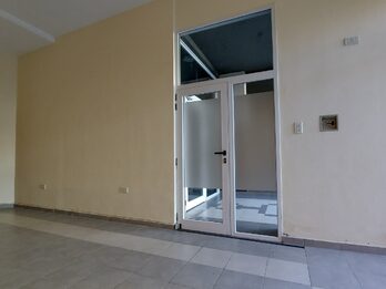 Alquilo local  edificio Mexico 376 PB entre Cordoba Y Tucuman