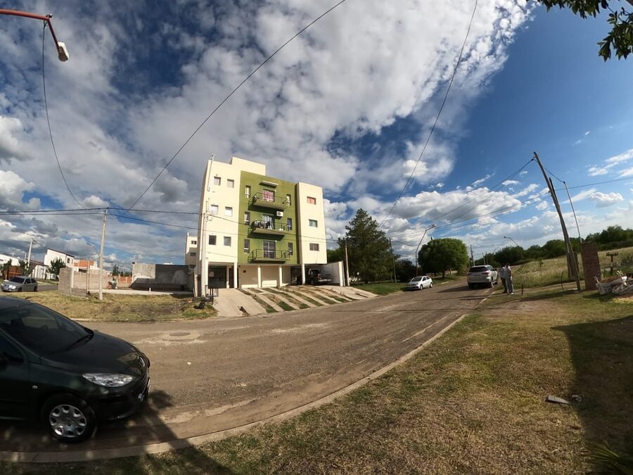 DEPARTAMENTO EN VENTA DE 1 DORMITORIO EN ORO VERDE