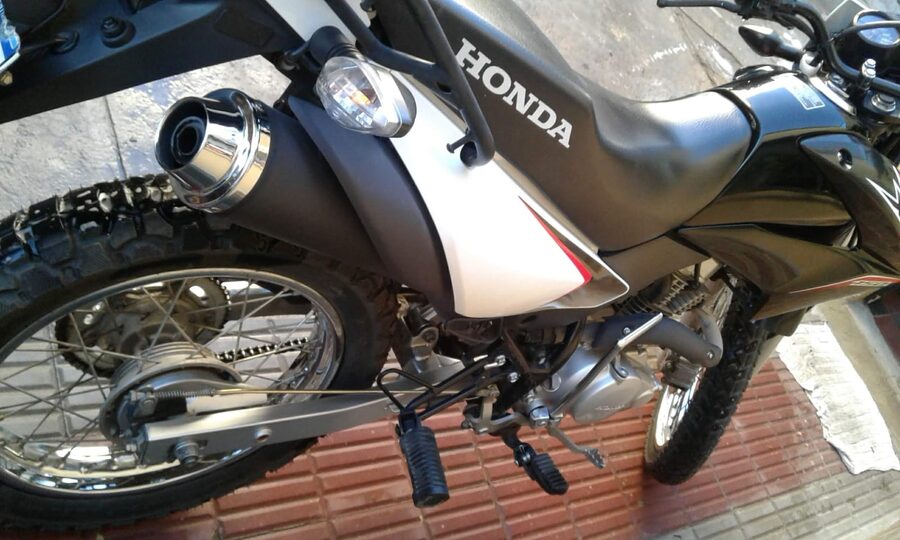 Vendo moto XR 150 - 2017