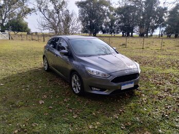 Ford Focus -  version full - 55.000 km - Particular.  2017