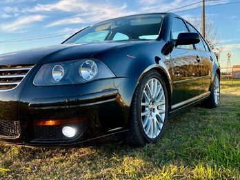 Bora 1.8 Cuero / Nogal 2008