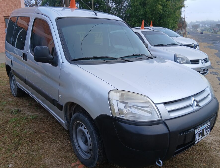 Berlingo 5 asientos 1.6hdi homologada!!