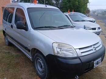 Berlingo 5 asientos 1.6hdi homologada!!