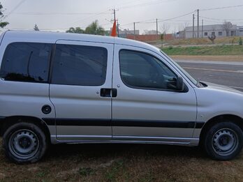 Berlingo 5 asientos 1.6hdi homologada!!
