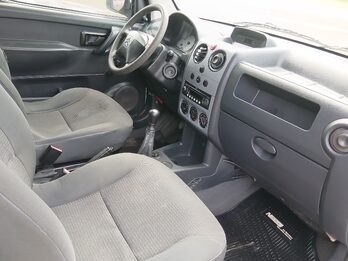 Berlingo 5 asientos 1.6hdi homologada!!