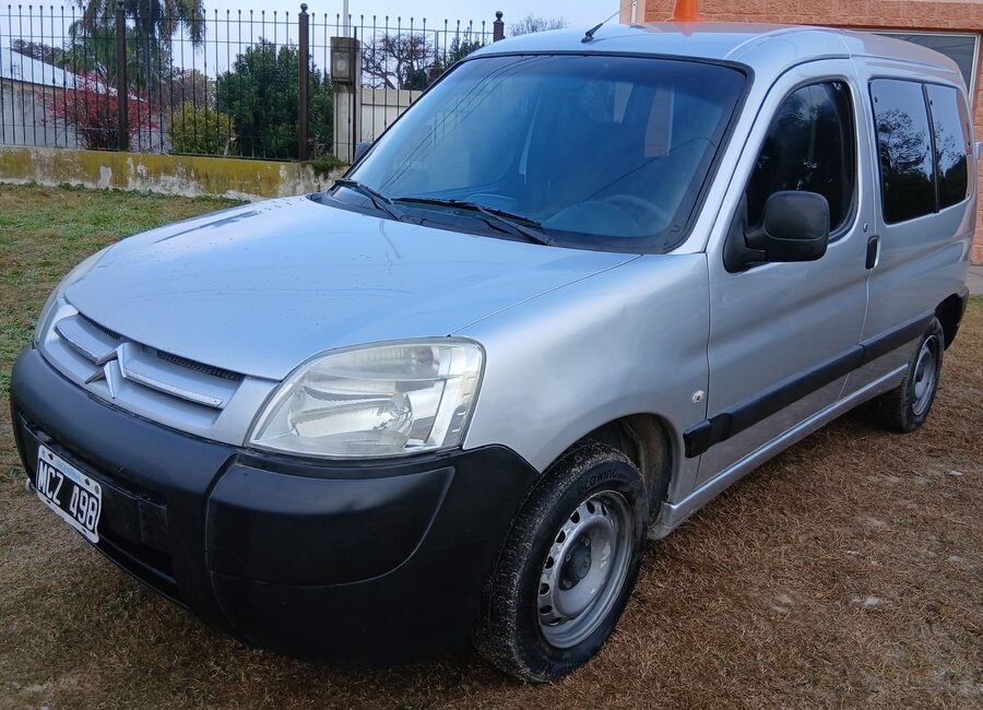 Berlingo 5 asientos 1.6hdi homologada!!