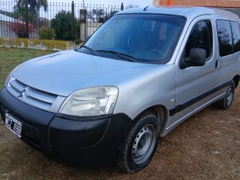 Berlingo 5 asientos 1.6hdi homologada!!