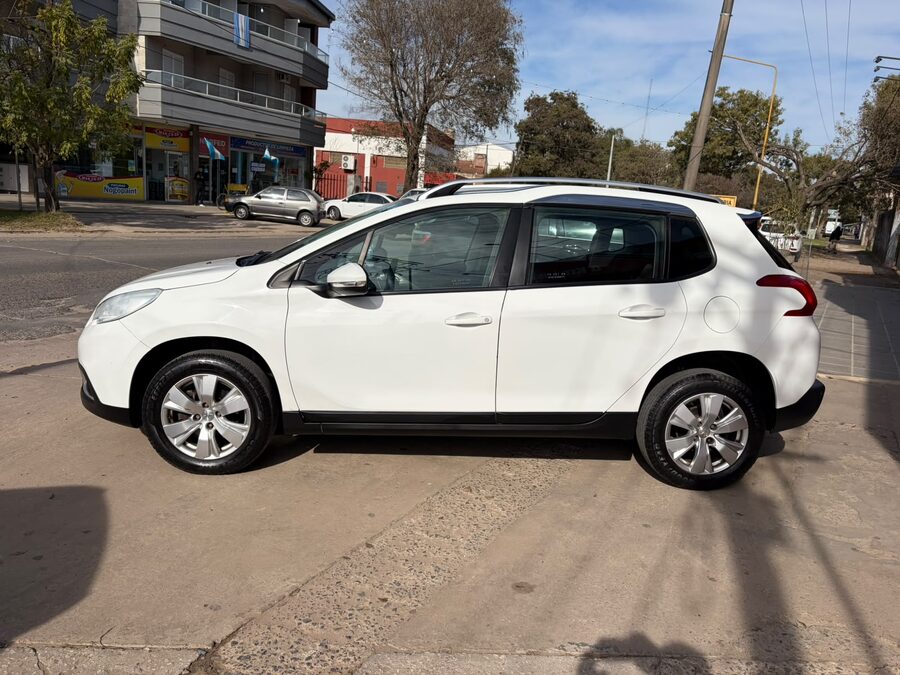 Peugeot 2008 Allure 1.6 Tiptronic-2017