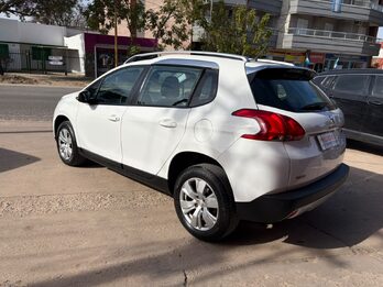 Peugeot 2008 Allure 1.6 Tiptronic-2017