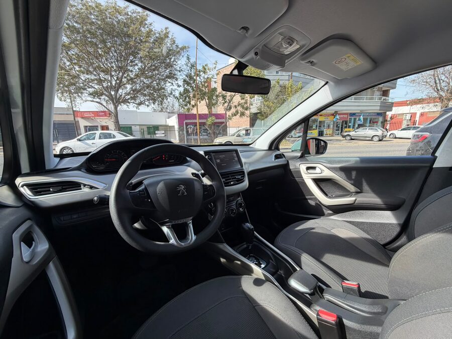 Peugeot 2008 Allure 1.6 Tiptronic-2017