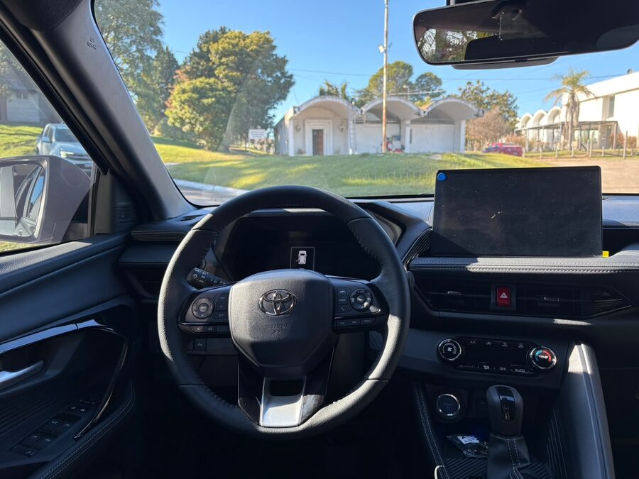 TOYOTA Yaris Cross VERSIONES ¡ 0 km ! 2026