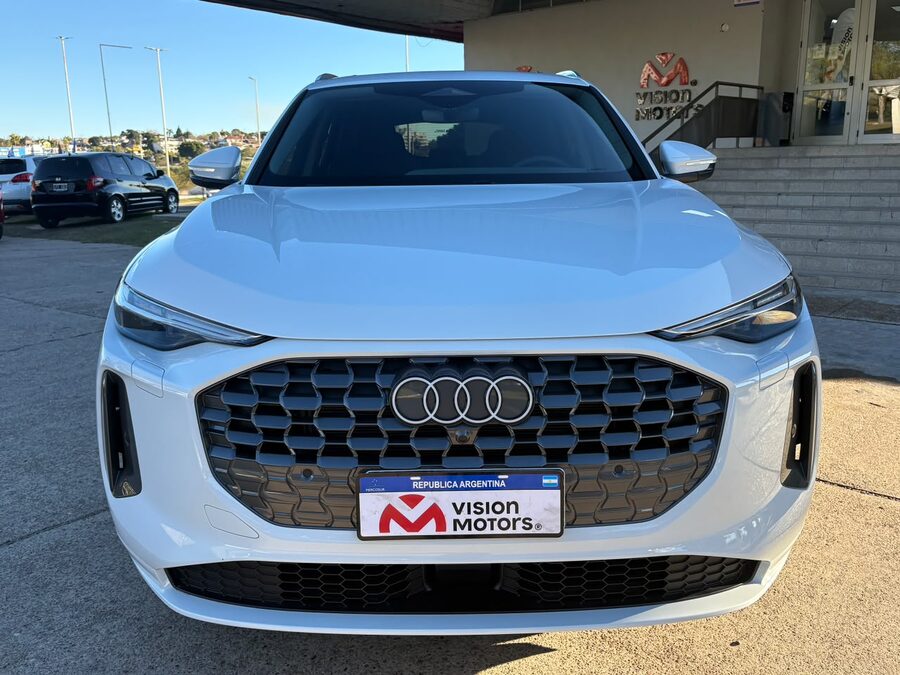 AUDI Q5 2.0 Advance 200HP ¡ 0 km ! 2026