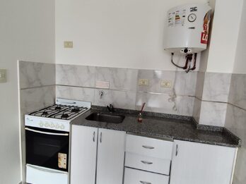 ALQUILO MONOAMBIENTE EN CALLE URQUIZA 1364