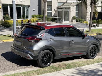 Nissan Kicks xPlay II