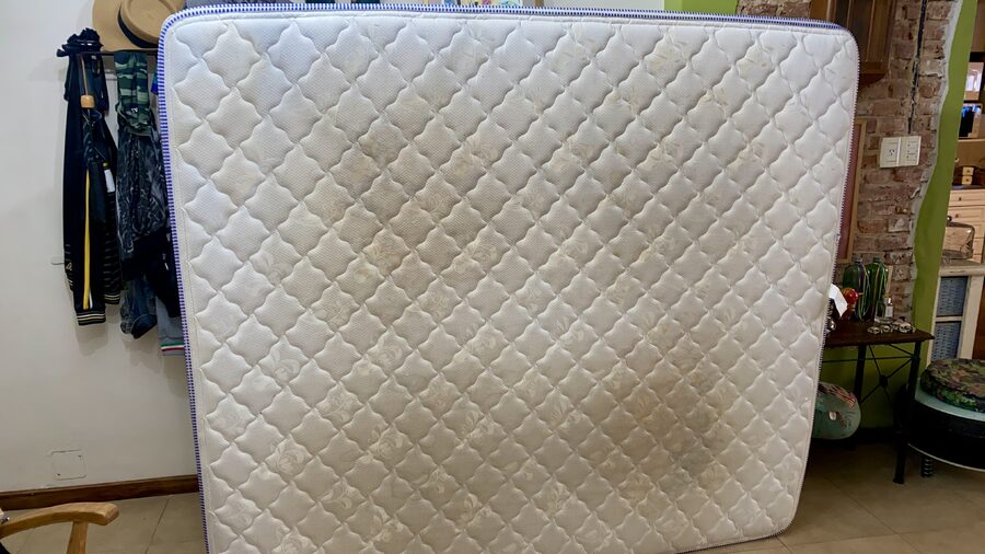 colchon usado, 5 años - king size (1,80x2,00)