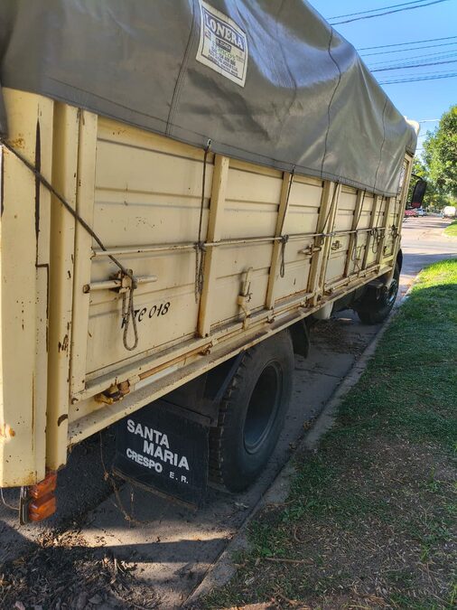 Vendo Mercedes 1518/48 mod 1986