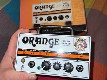 Orange Micro Terror 20W RMS + Caja Orange PPC108
