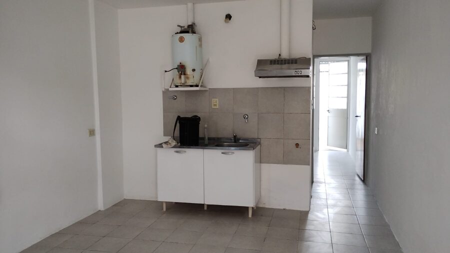 Particular Alquila CASA 1 DORMITORIO zona Grella y Don Bosco