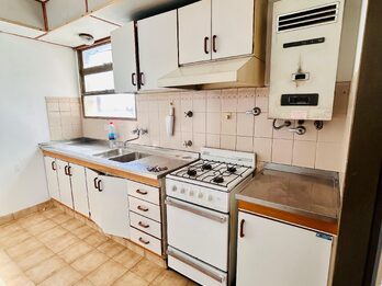 VENTA - DEPTO DOS DORM y COCHERA C/ SAN MARTIN Y PARAGUAY