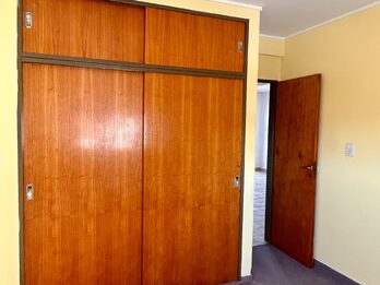VENTA - DEPTO DOS DORM y COCHERA C/ SAN MARTIN Y PARAGUAY