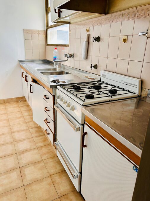 VENTA - DEPTO DOS DORM y COCHERA C/ SAN MARTIN Y PARAGUAY