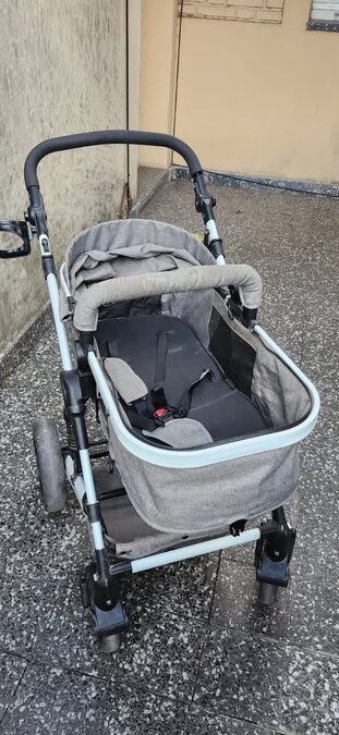 Coche 3 en 1 - plegable (huevito, coche y moisés)