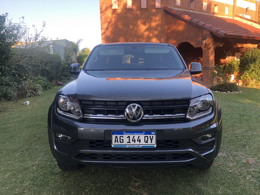 Amarok 2023 única mano 17.000 km.