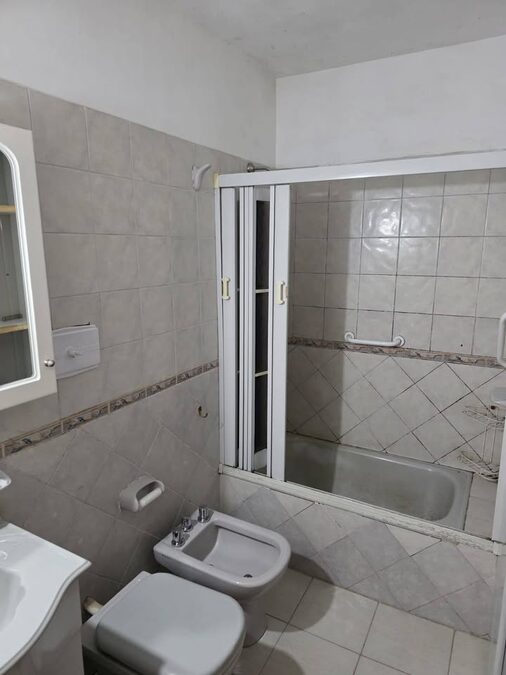 VENTA DE DEPARTAMENTO DE  DORMITORIOS