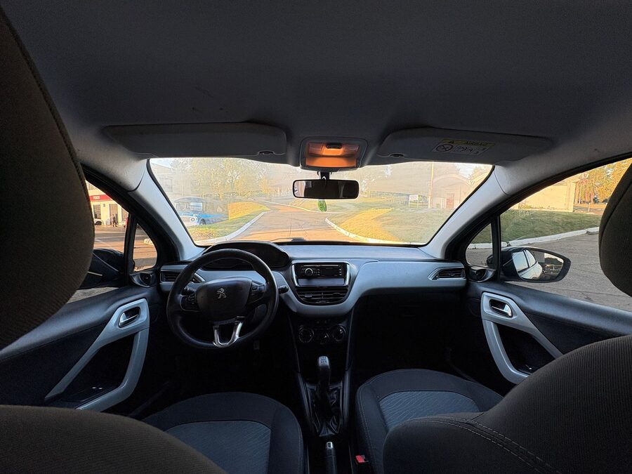 PEUGEOT 208 Active 1.5