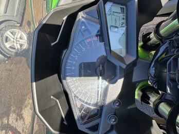 kawasaki ninja 300