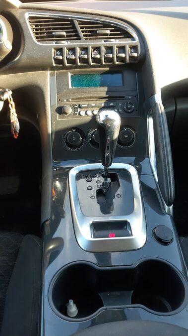 PEUGEOT 3008 1.6 TIPTRONIC