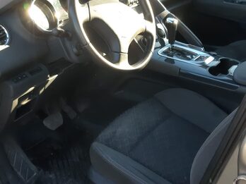PEUGEOT 3008 1.6 TIPTRONIC