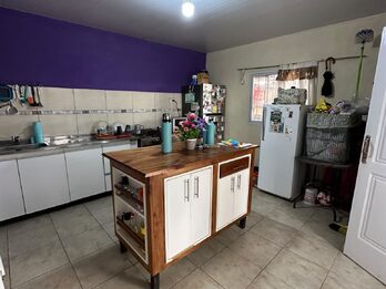 CASA EN VENTA. ZONA AEROPUERTO.