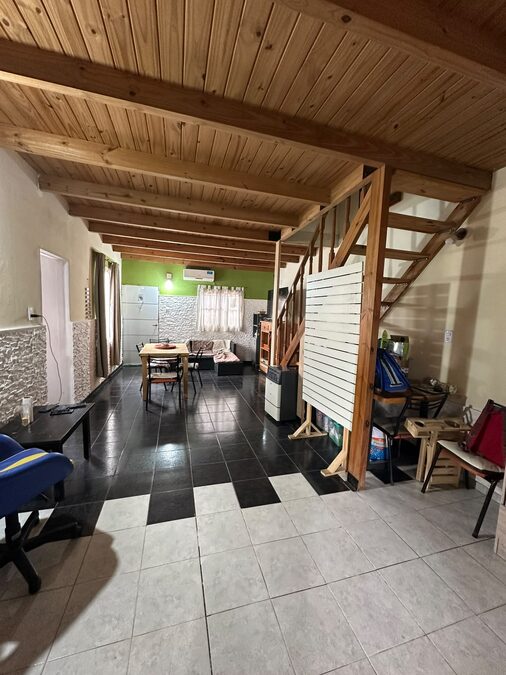 CASA EN VENTA. ZONA AEROPUERTO.