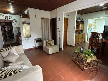 VENTA CASA . DIVISION DE LOS ANDES 2479
