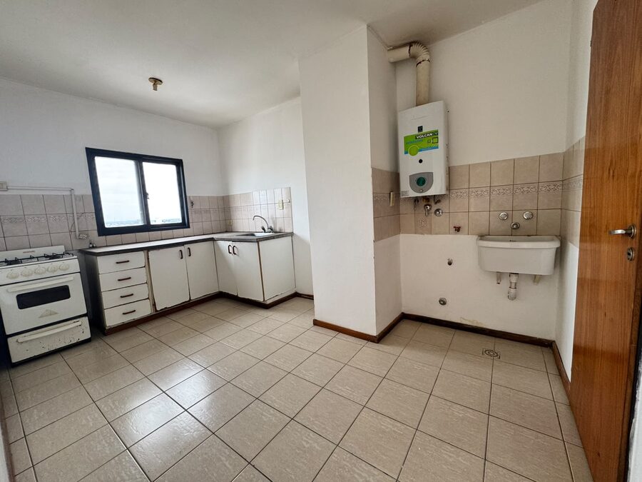 Cervantes 550 piso 12. Oportunidad! Departamento dos dormitorios con cochera