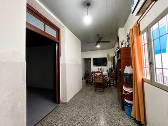 CASA CENTRICA CON FONDO. APTA CREDITO