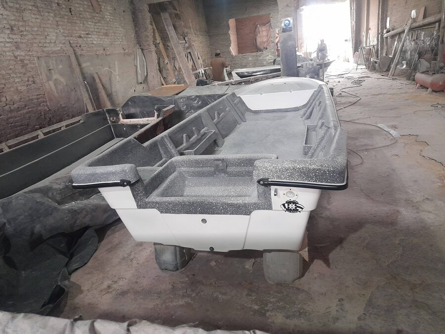 CONDOR 520 BASE 2 CON COLOR Y ACCESORIOS